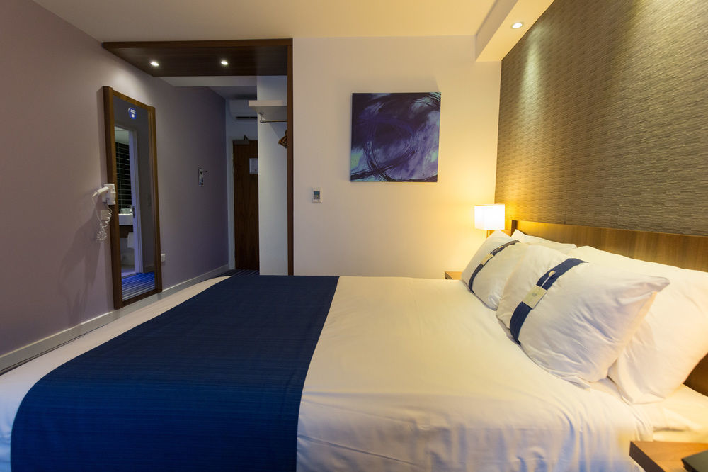 Holiday Inn Express Birmingham South A45, An Ihg Hotel Exteriér fotografie